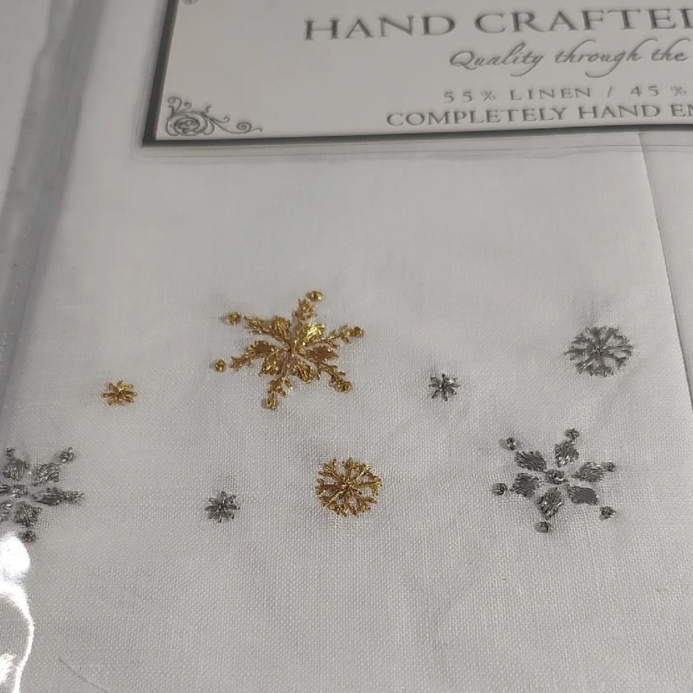 Hand Crafted White and Gold Hand Towels